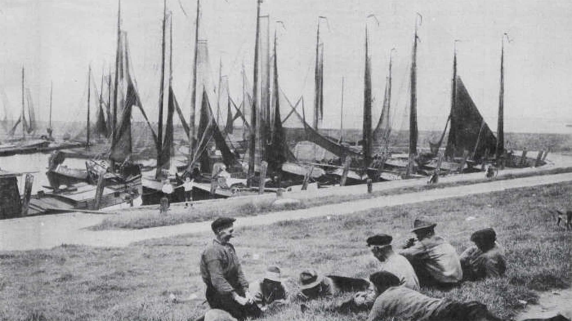 Vissers in de haven. Stadsmuseum Vollenhove - foto aangeleverd
