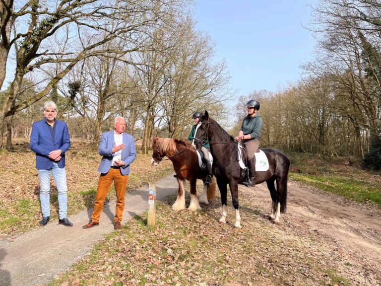 Opening ruiter en menroute Holtingerveld-Henk Emmens li en Alfred Schoenmaker - foto aangeleverd