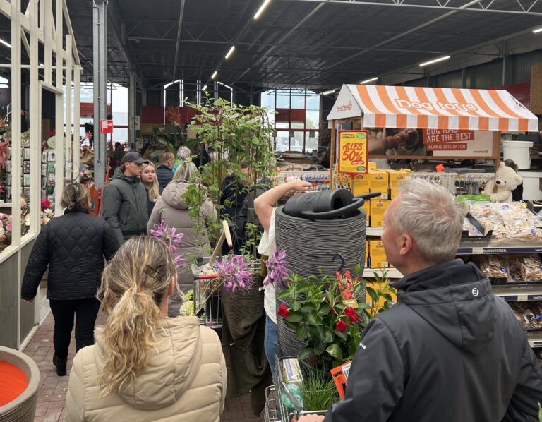 Opheffingsuitverkoop Tuindorado Wolvega