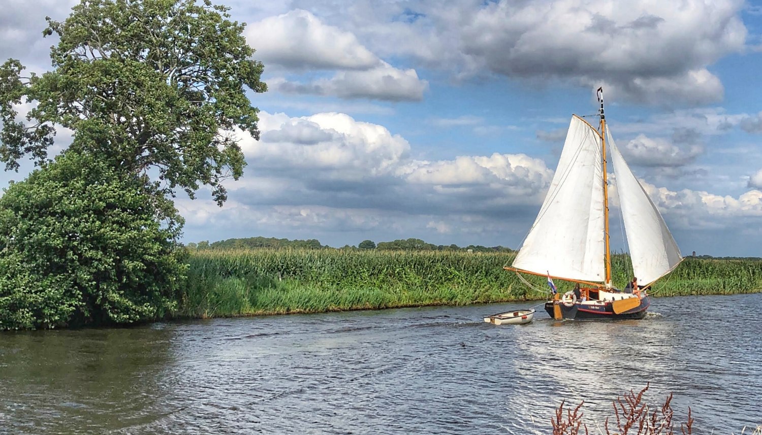 Zeilboot-Kanaal-Steenwijk-Ossenzijl-foto-Tom-Jutte-Flickr.