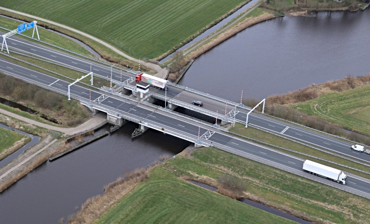 Scharsterrijnbrug A6 foto Rijkswaterstaat